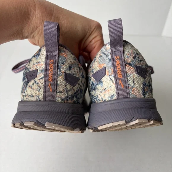 Brooks Revel 5 Women's Tie-Dye Multi-Color Knit Running Shoes Size 7.5 - Picture 5 of 13